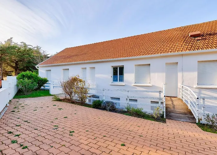 400m De La Plage, Avec Piscine Apartamento *
