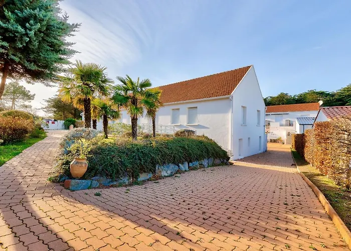 Apartamento 400m De La Plage, Avec Piscine